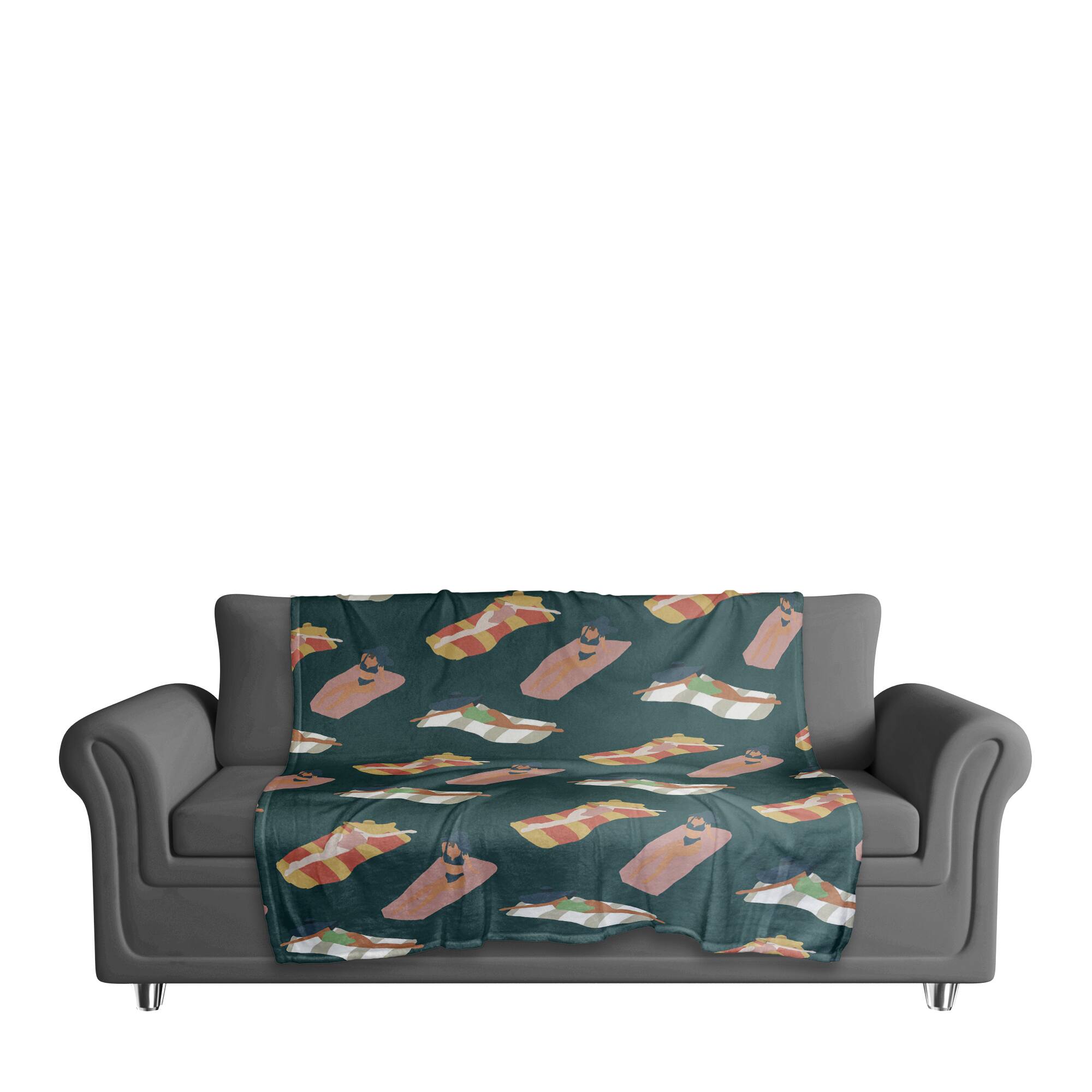 Navy Sun Bathers Pattern Coral Fleece Blanket